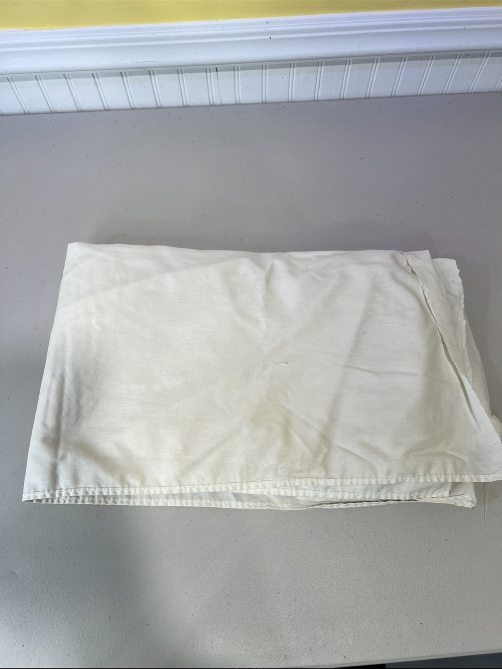 Classic Cream Cotton dust ruffle